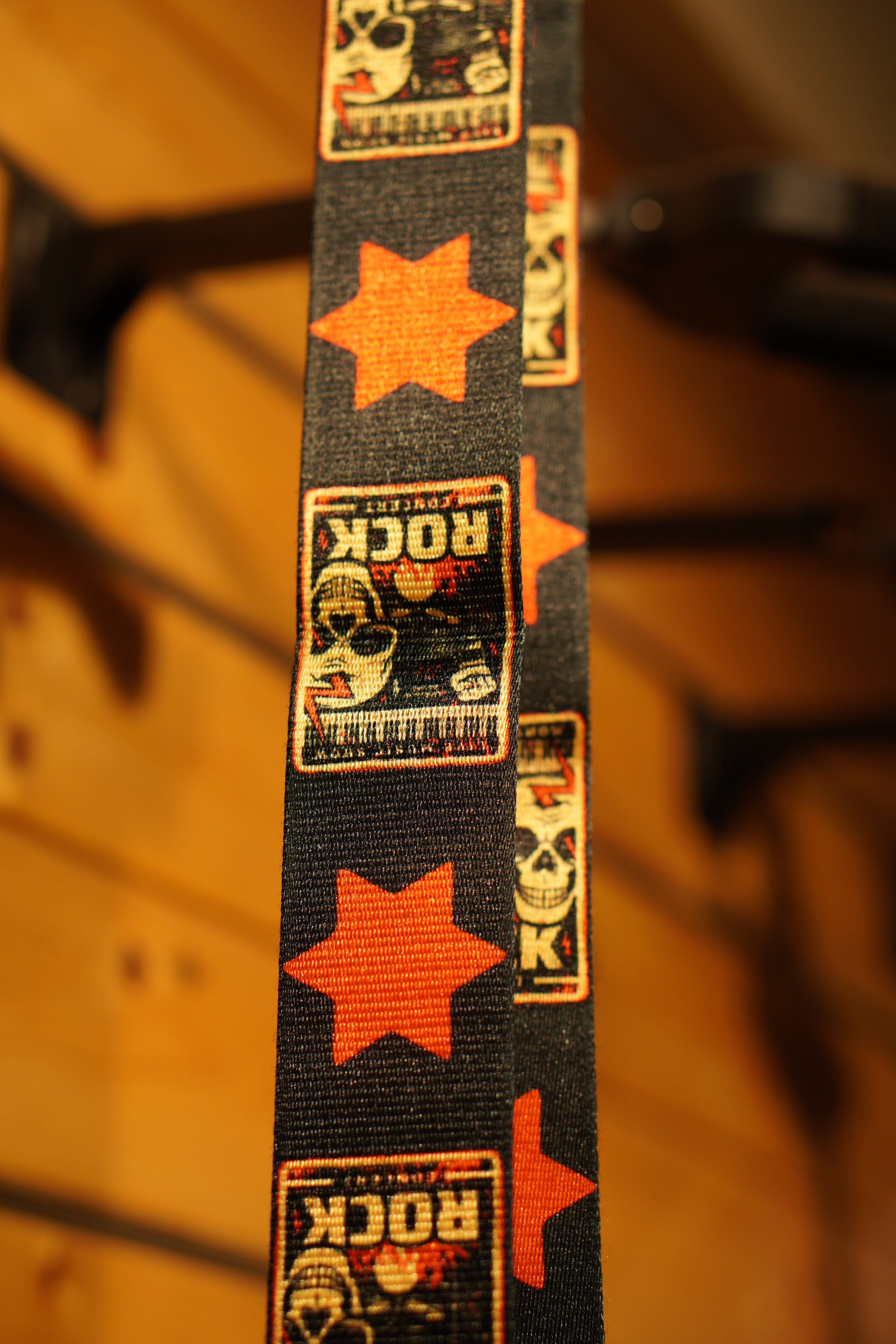 Classic Rock Star Guitar Strap – Bold Design with Leather Tips