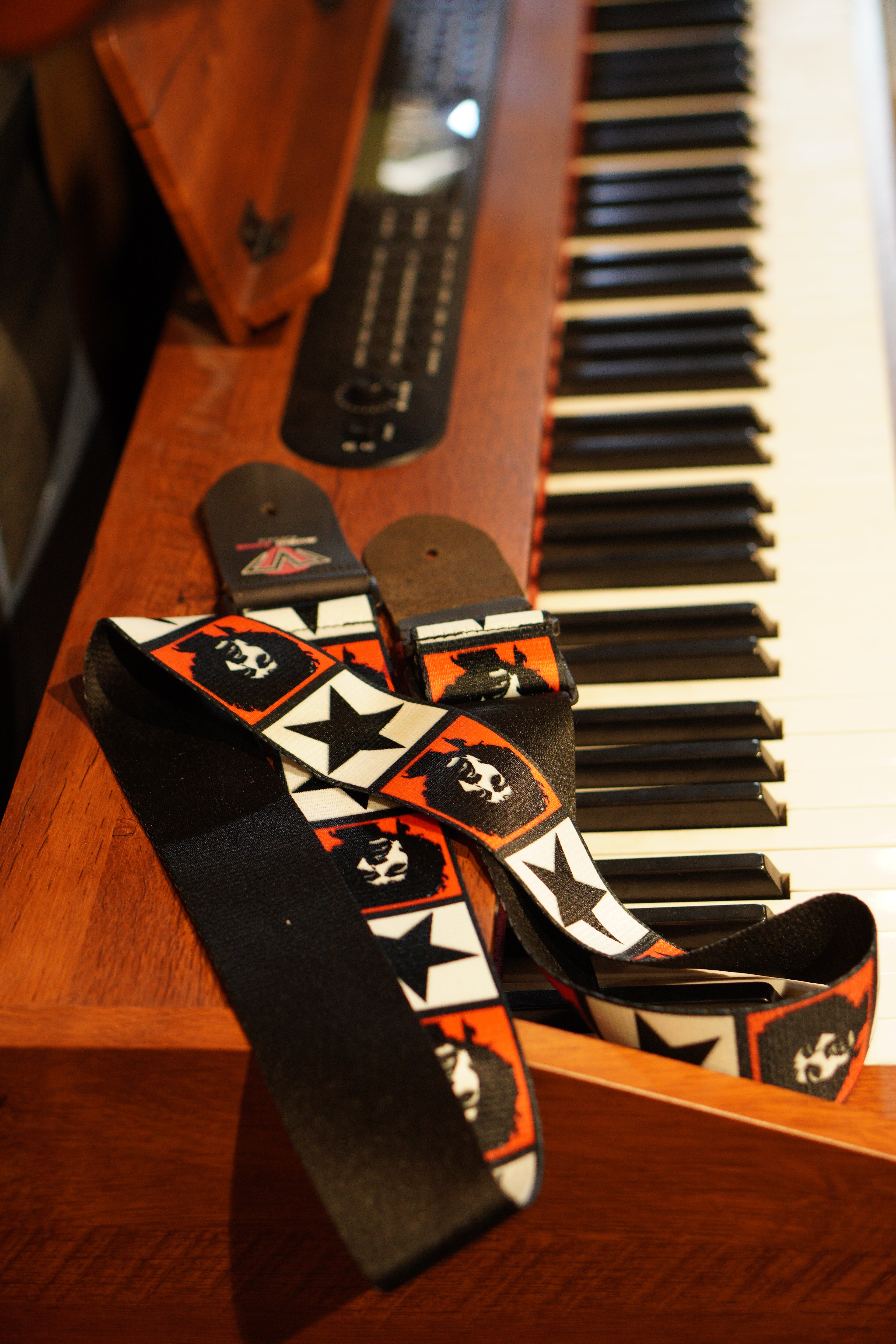 Vintage Rock Icon Star Pattern Guitar Strap